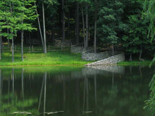 1997-98-Andy-Goldsworthy-Storm-King-Wall